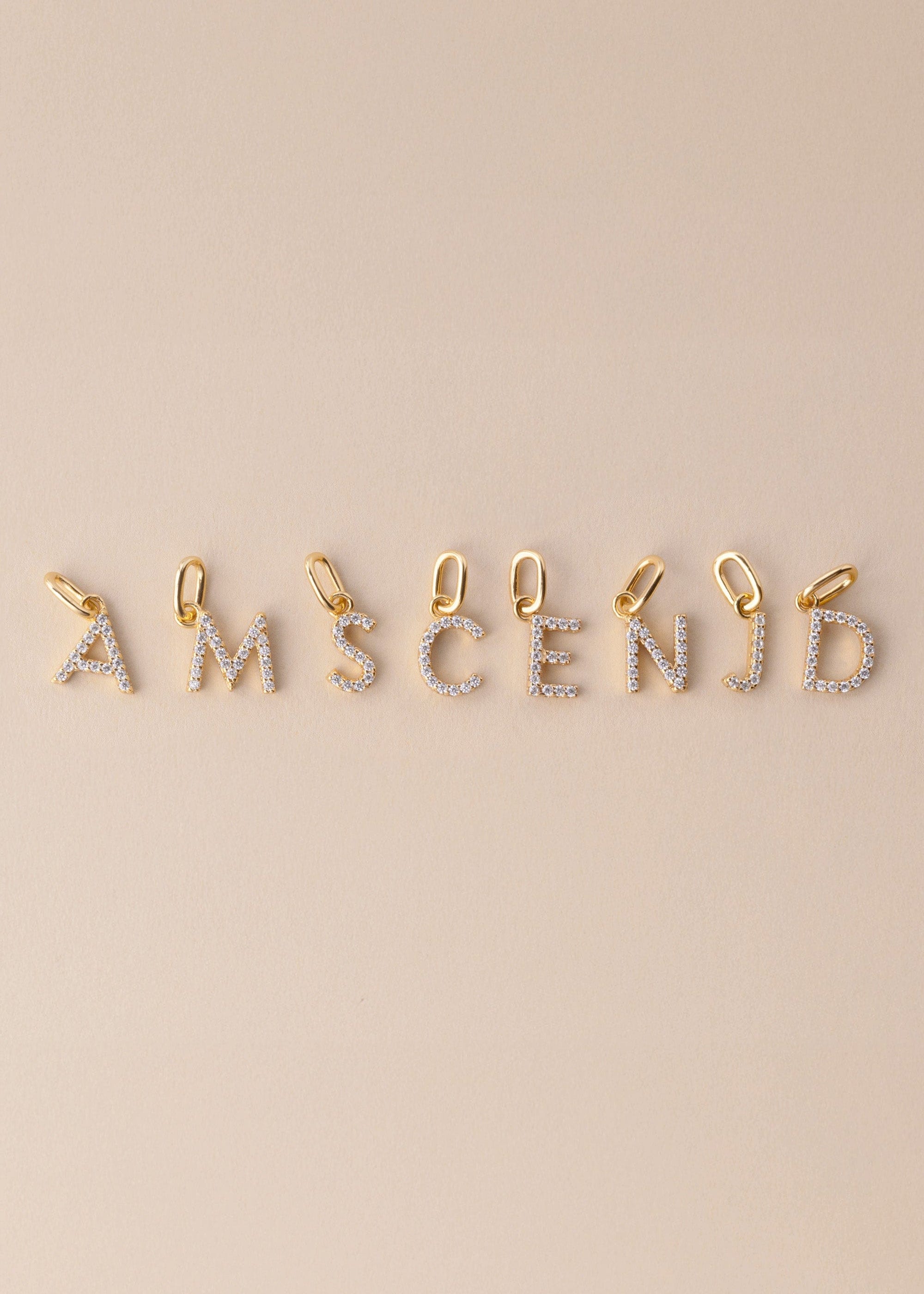 ellenoe Anhänger BUCHSTABEN ANHÄNGER - ANHÄNGER - 18K VERGOLDET