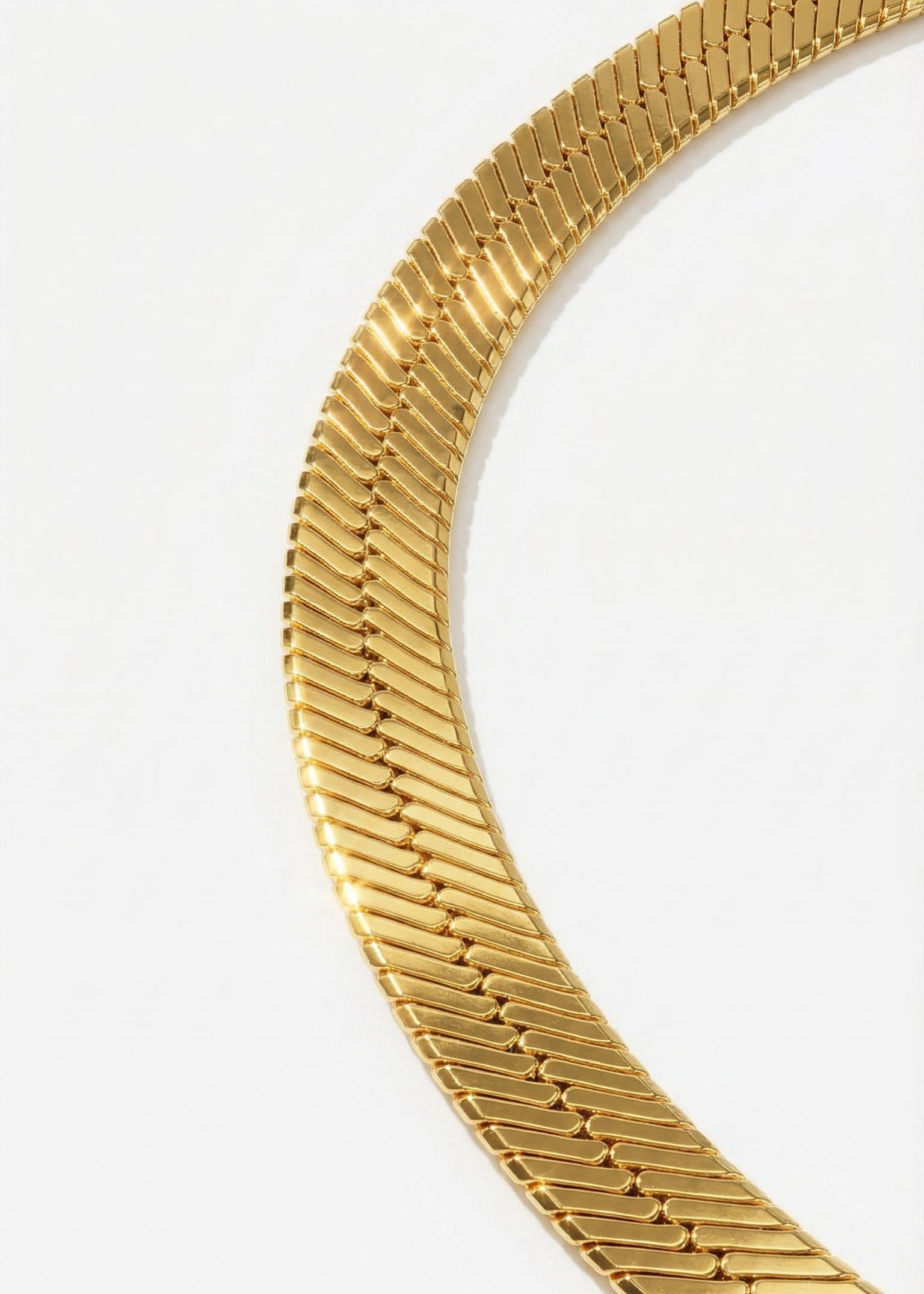 ellenoe Halskette 925 Sterling Silver / 18K vergoldet / Gold HALSKETTE MAGNOLIA - HALSKETTEN - 18K VERGOLDET