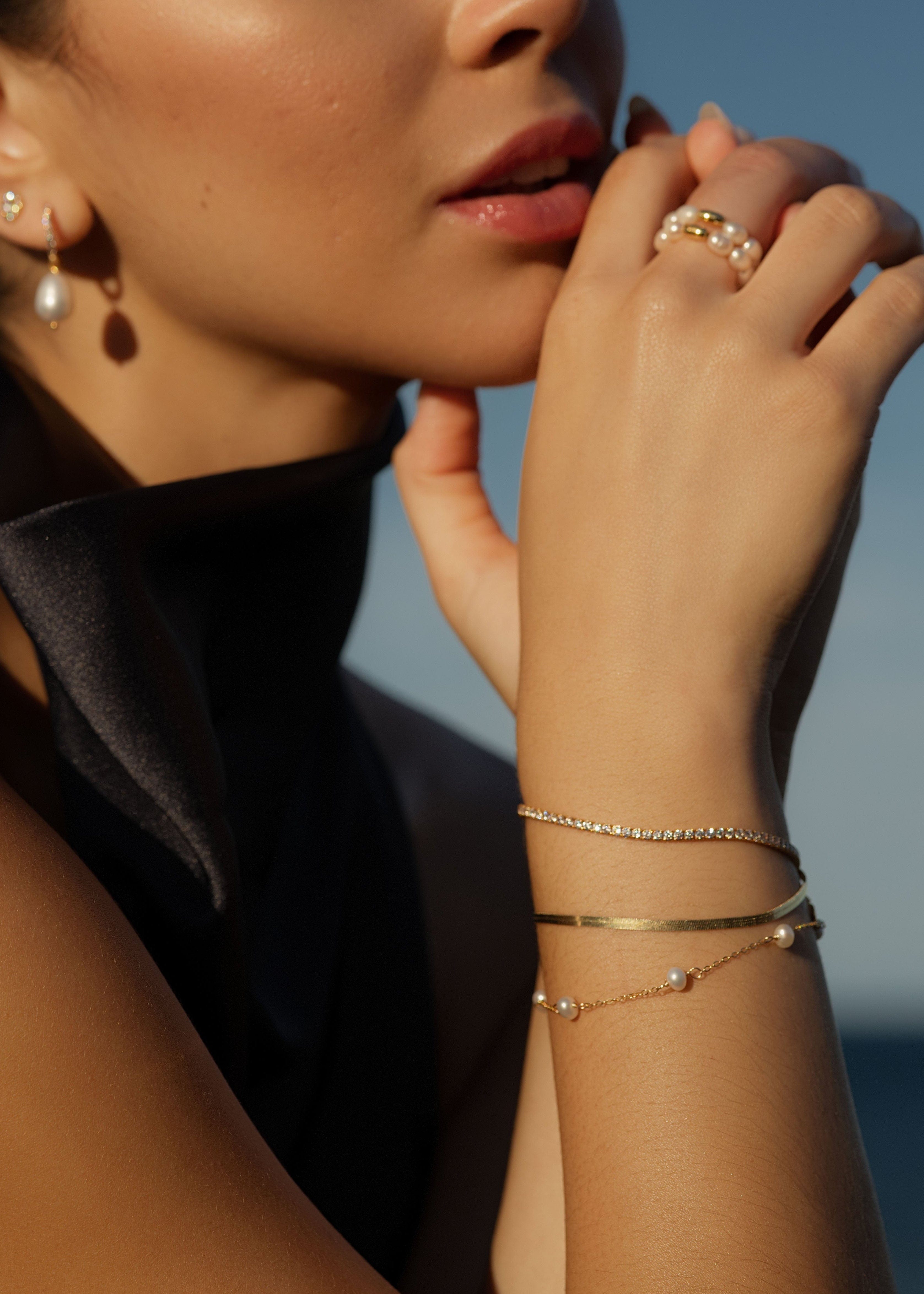 ellenoe Perlenarmband 925 Sterling Silver / Messing / 18K vergoldet / Natürliche Perlen / Gold PERLENARMBAND NORA - ARMBÄNDER - 18K VERGOLDET