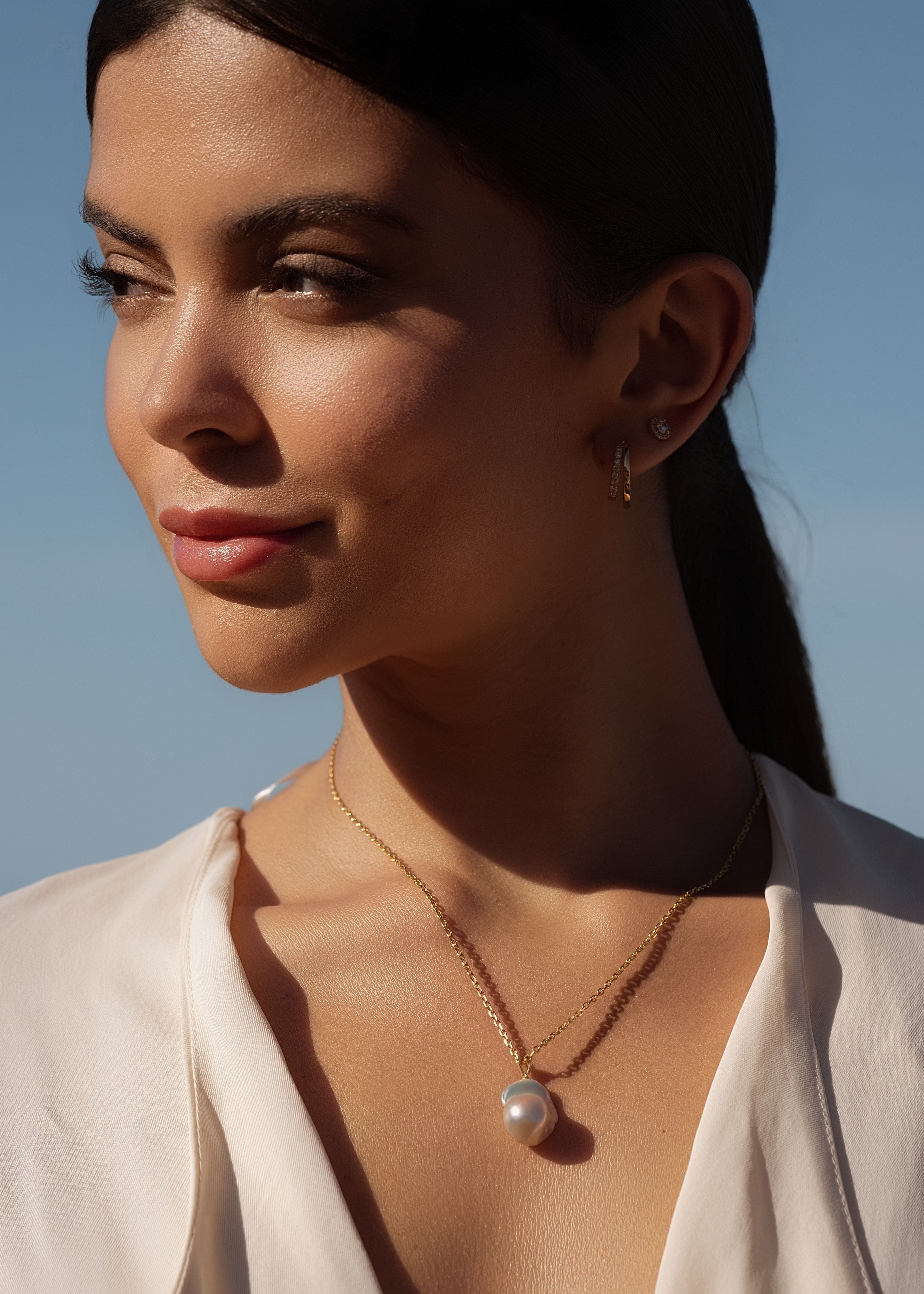 ellenoe Perlenhalskette 925 Sterling Silver / 18k vergoldet / Natürliche Baroque Perle / Gold BAROCK PERLENHALSKETTE LUMEA - HALSKETTEN - 18K VERGOLDET