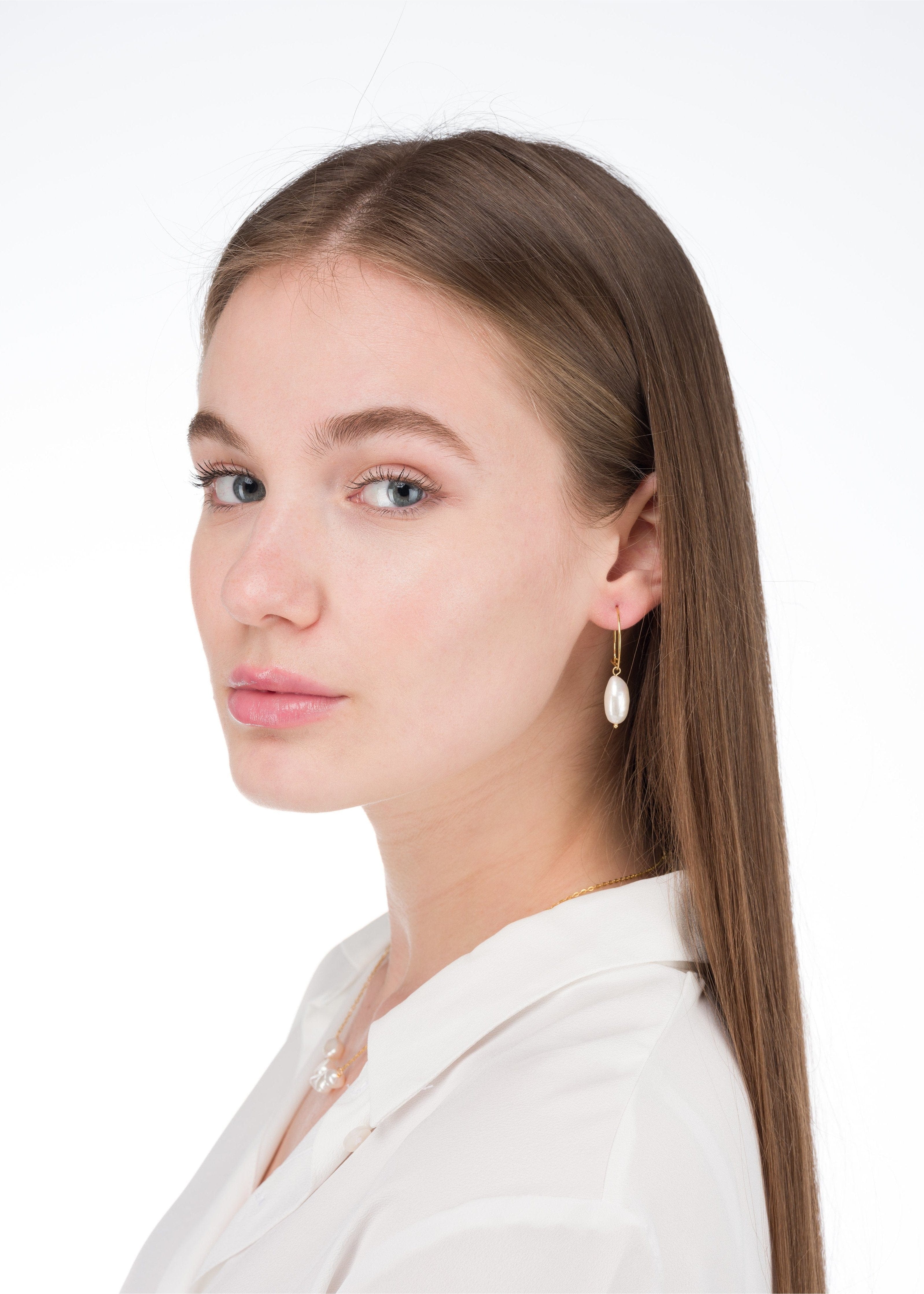 ellenoe Perlenohrringe Messing / 18K vergoldet / Natürliche Perlen / Gold PERLENOHRRINGE AMELIE - OHRRINGE - 18KN VERGOLDET