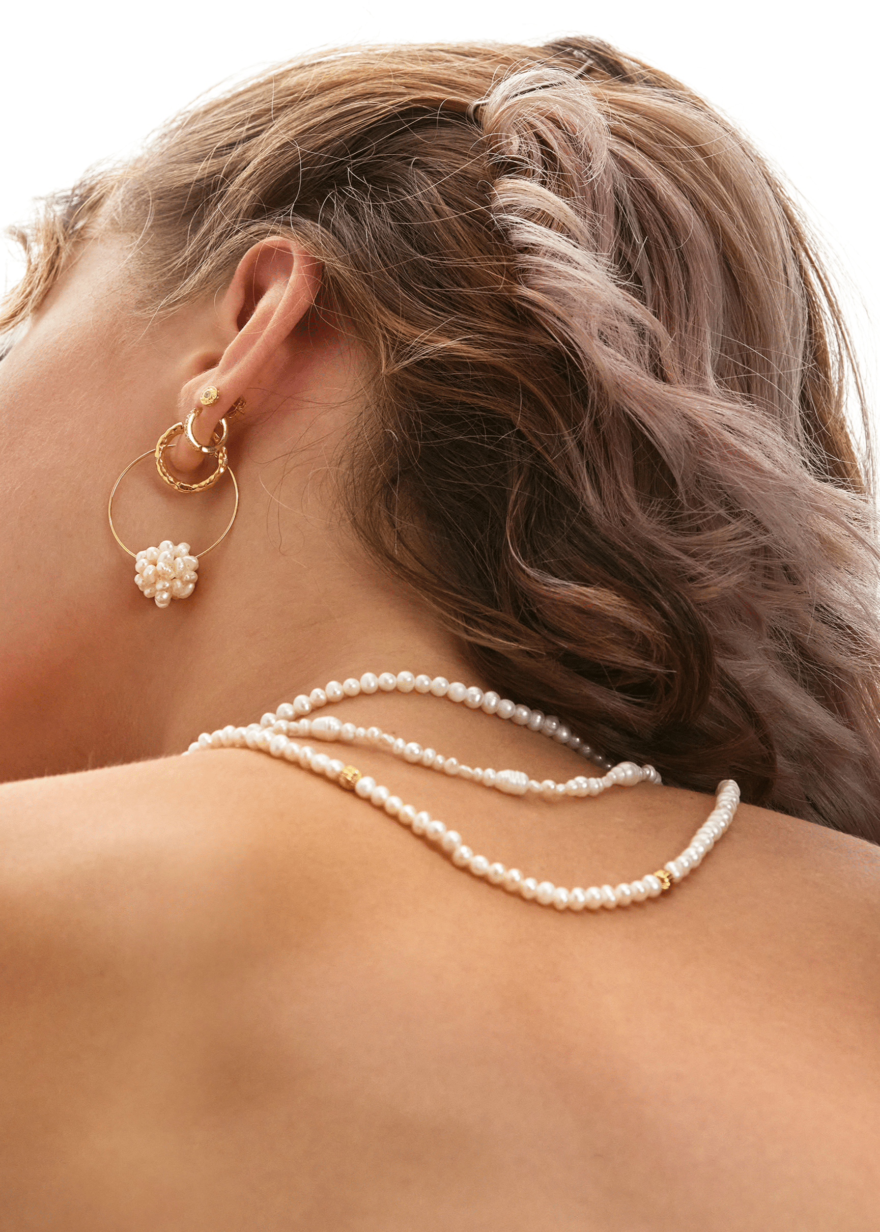 ellenoe Perlenohrringe Messing / 18K vergoldet / Natürliche Perlen / Gold PERLENOHRRINGE KIM - OHRRINGE - 18K VERGOLDET