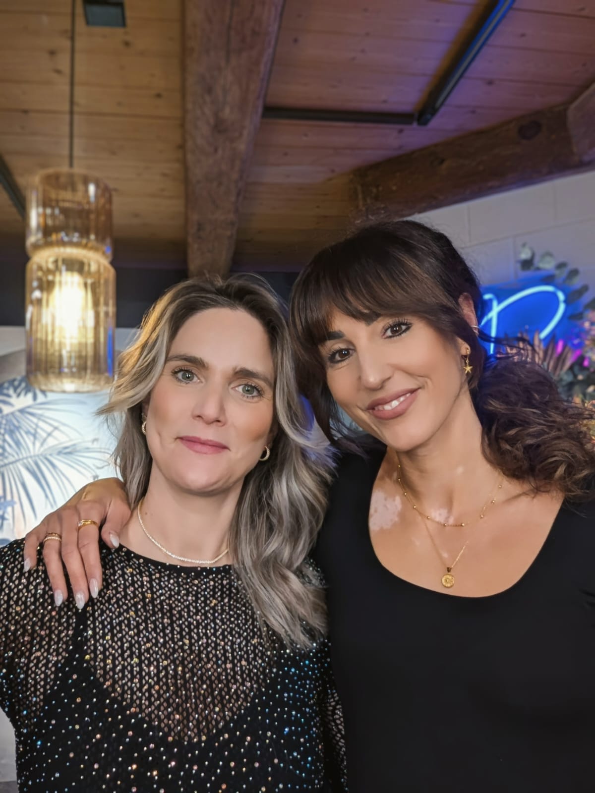 Daria & Rachel - Hauptstadt Coiffeur