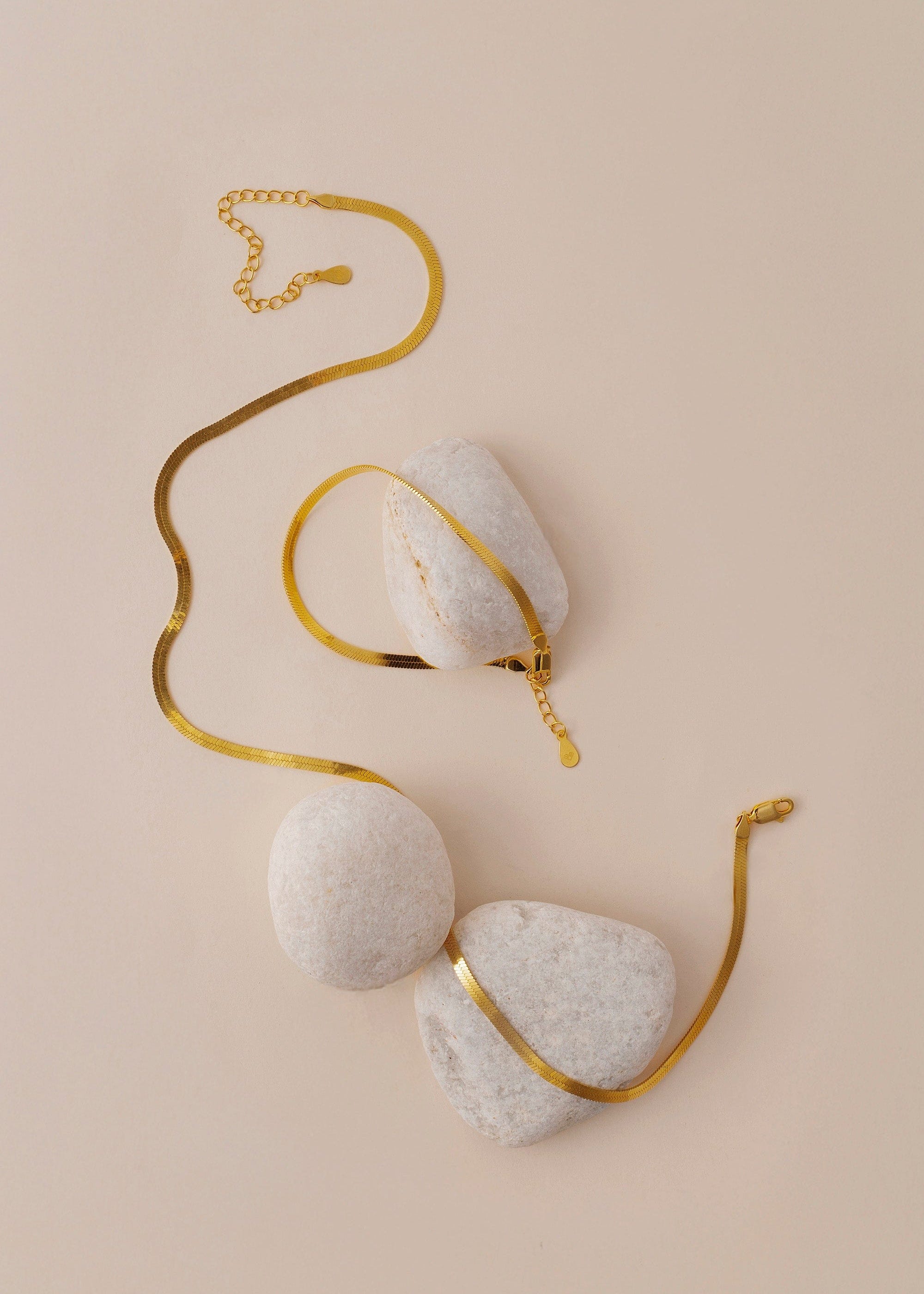 ellenoe Halskette 925 Sterling Silver / 18K vergoldet / Gold HALSKETTE MAGNOLIA - HALSKETTEN - 18K VERGOLDET