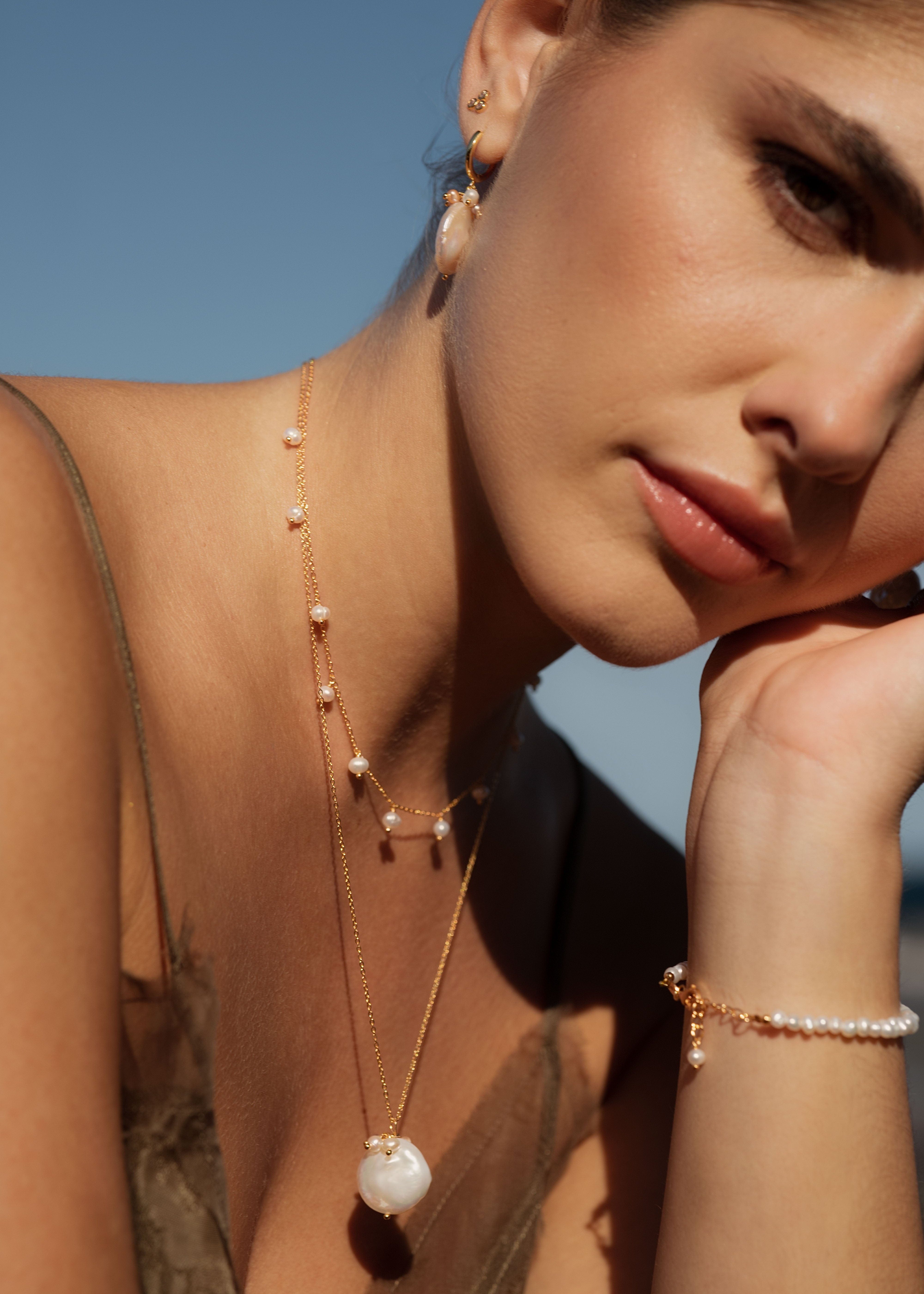 ellenoe Halskette 925 Sterling Silver / 18K vergoldet / Natürliche Perlen / Gold PERLENHALSKETTE ANNA - HALSKETTEN - 18K VERGOLDET