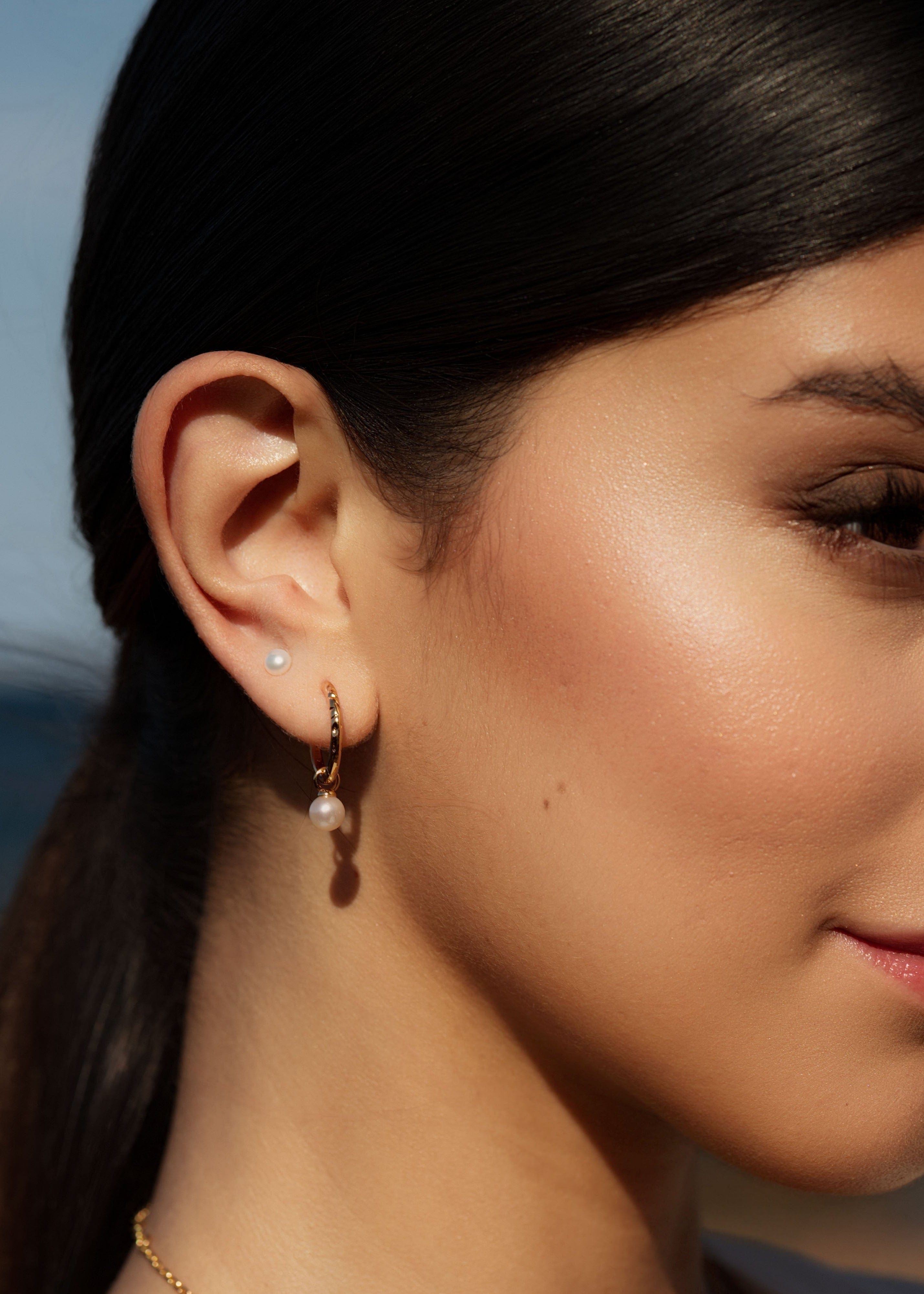 ellenoe Ohrringe 925 Sterling Silver / 18K vergoldet / Natürliche Perlen / Gold PERLENOHRSTECKER NOELIA - OHRRINGE - 18K VERGOLDET