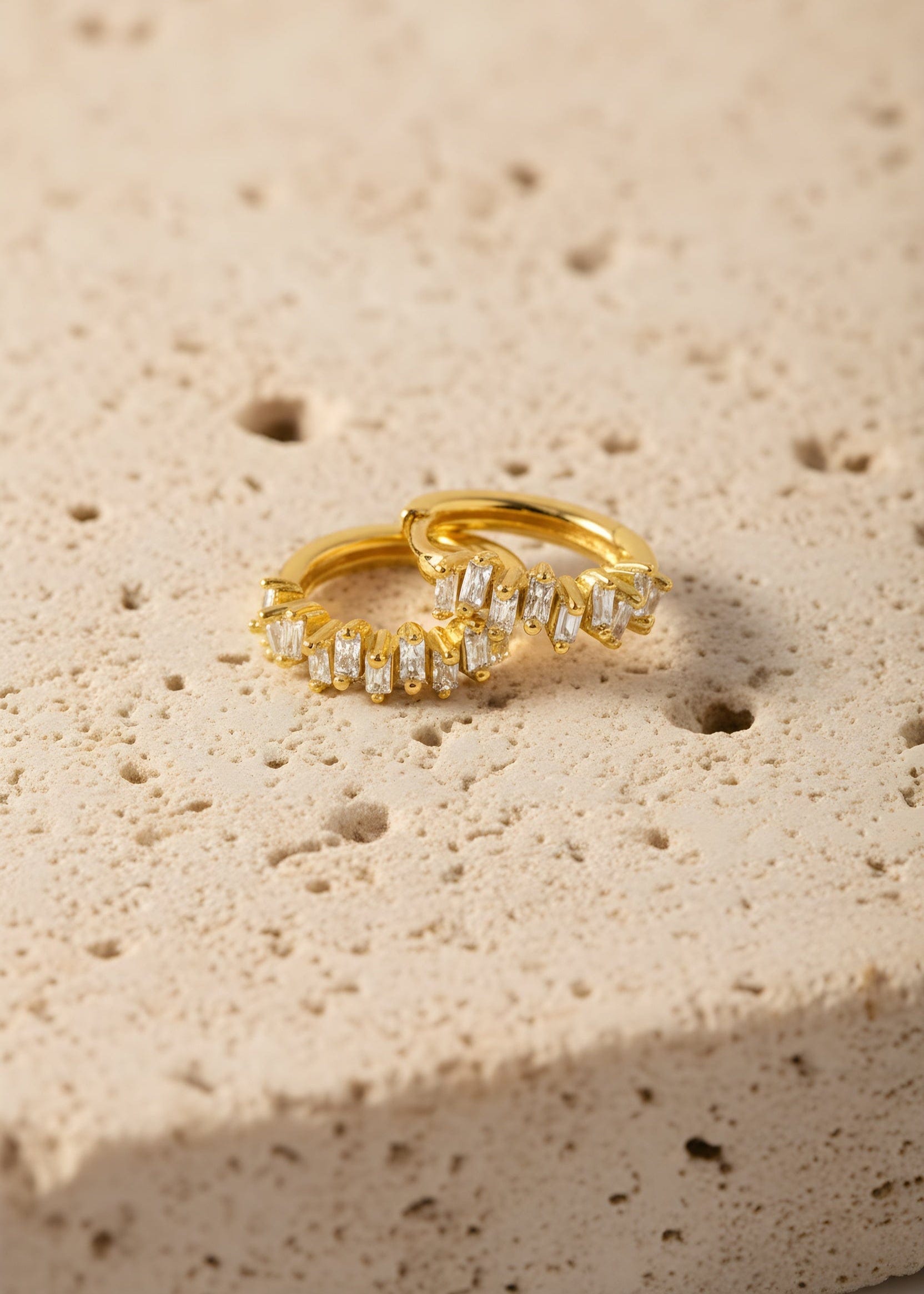 ellenoe Ohrringe 925 Sterling Silver / 18K vergoldet / Zirkonien / Gold SMALL HOOPS ANNA - OHRRINGE - 18K VERGOLDET