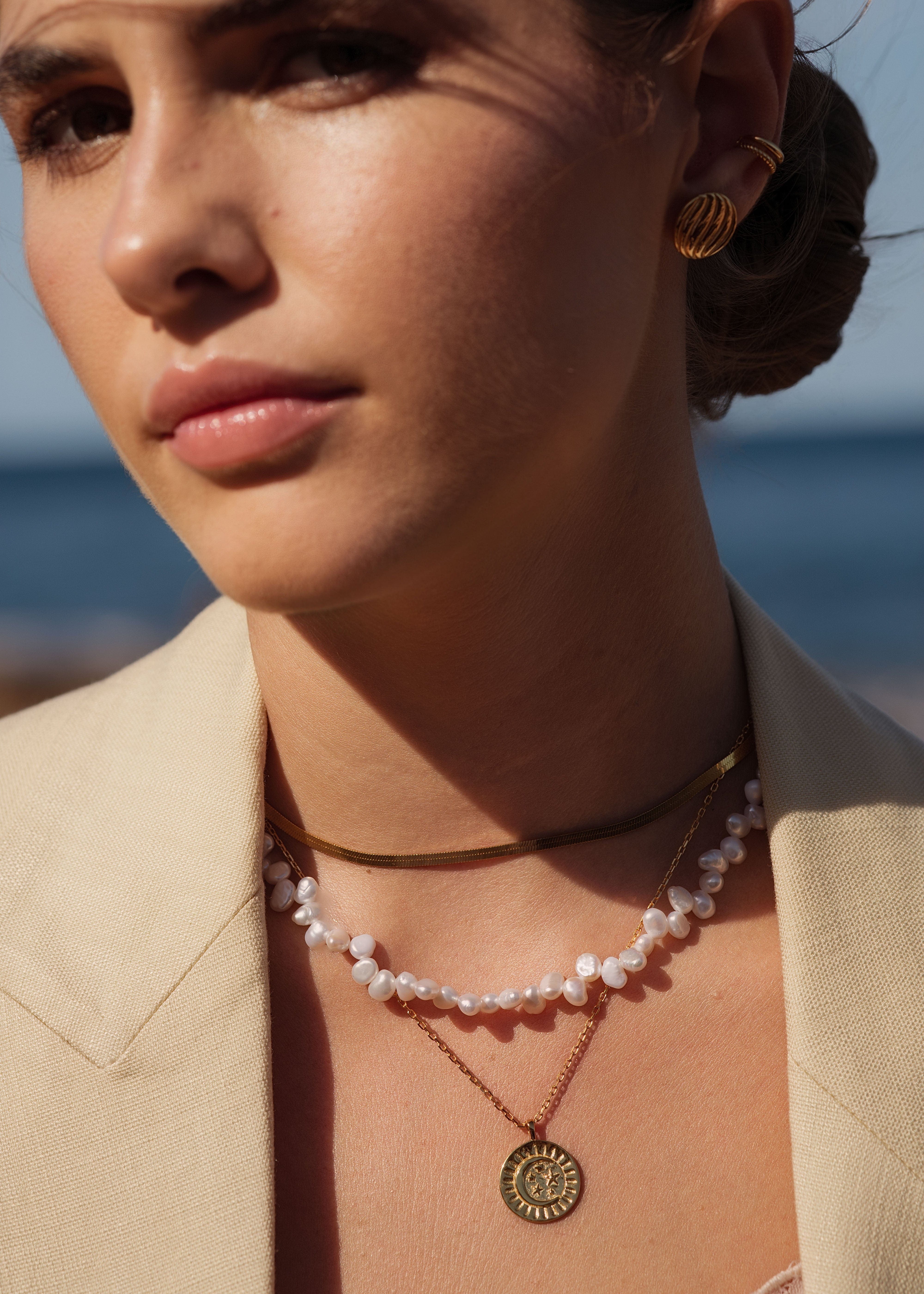 ellenoe Perlenhalskette 925 Sterling Silver / 18k vergoldet / Natürliche Perlen / Gold PERLENHALSKETTE AMELIA - HALSKETTEN - 18K VERGOLDET