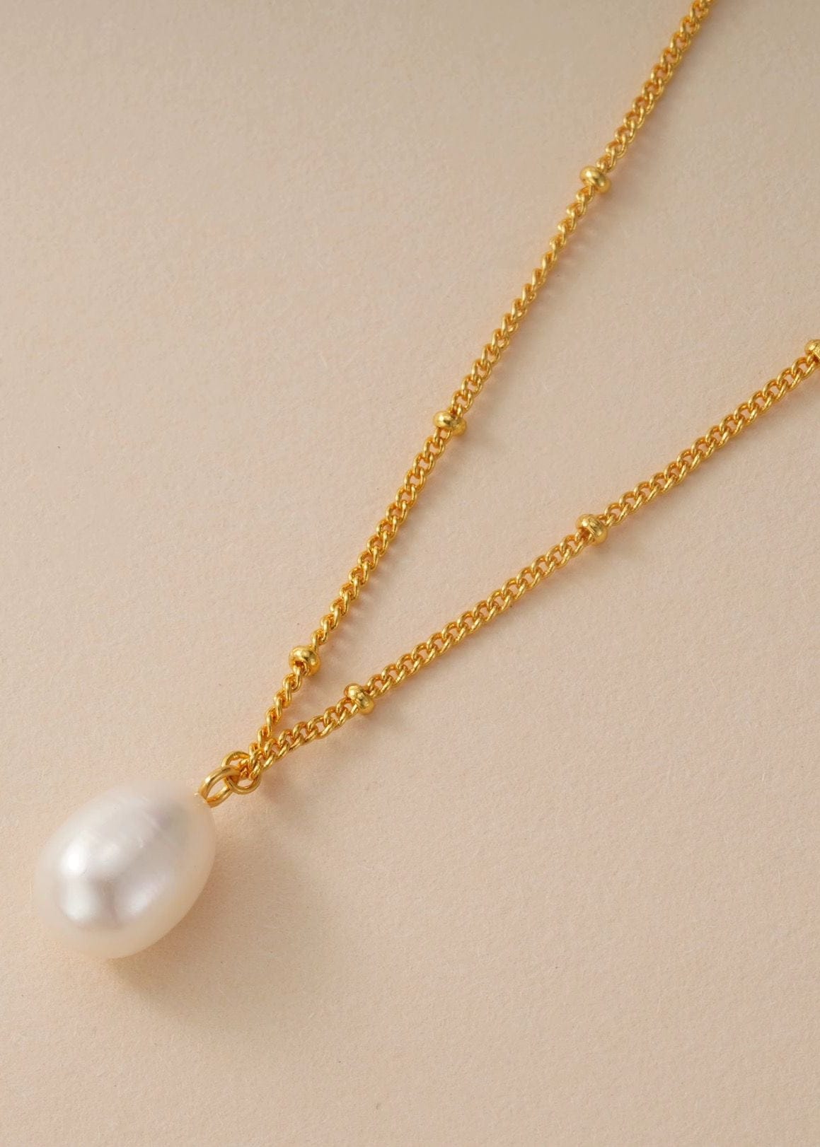 ellenoe Perlenhalskette Gold PERLENHALSKETTE AURÉLIE - HALSKETTEN - 18K VERGOLDET