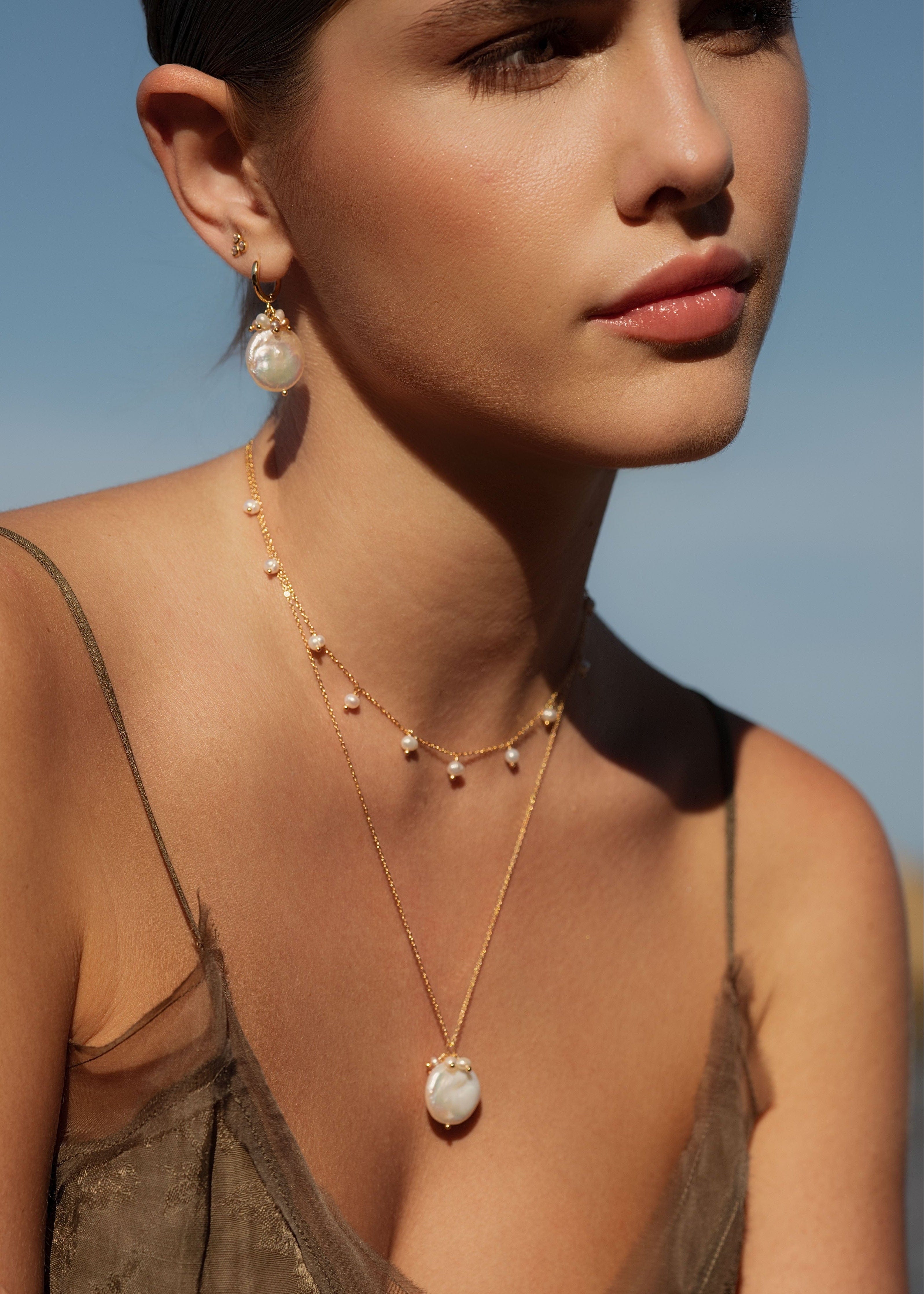 ellenoe Perlenohrringe 925 Sterling Silver / 18K vergoldet / Natürliche Perlen / Gold PERLENOHRRINGE NOEMI - OHRRINGE - 18K VERGOLDET