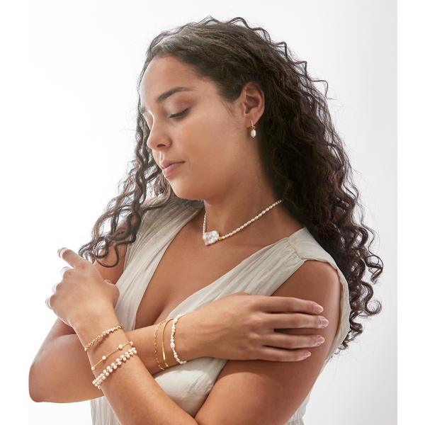 2021-ellenoe-Model-Schmuck_3.png