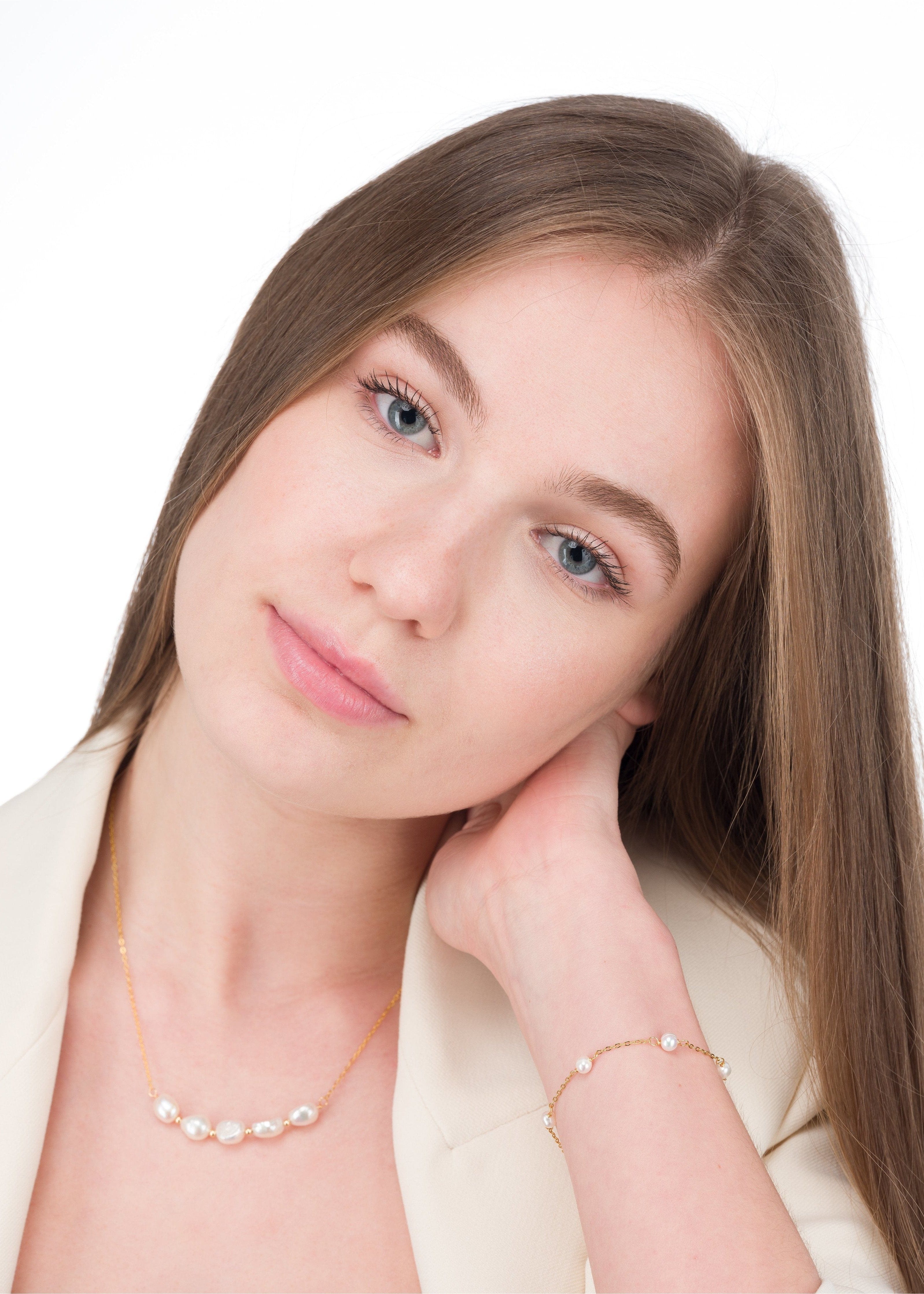 ellenoe Perlenhalskette 925 Sterling Silver / 18K vergoldet / Natürliche Perlen / Gold PERLENHALSKETTE EMMA - HALSKETTE - 18K VERGOLDET